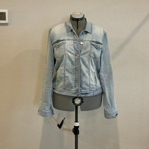 Caslon size XL faded blue jean jacket